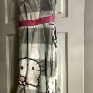 Hello Kitty blanket